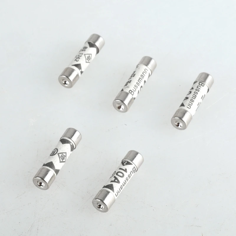 30 шт. 10 А керамические предохранители плавкие на розетках трубчатые для вилок