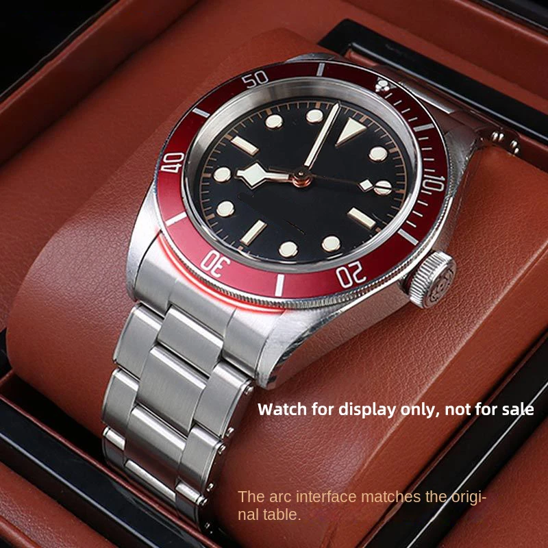 Фото Металлический ремешок для часов Tudor Black Bay 1958 с маленьким красным цветком и маленьким черным цветком, 79200R, изогнутый браслет из нержавеющей стали, 22 мм. №2