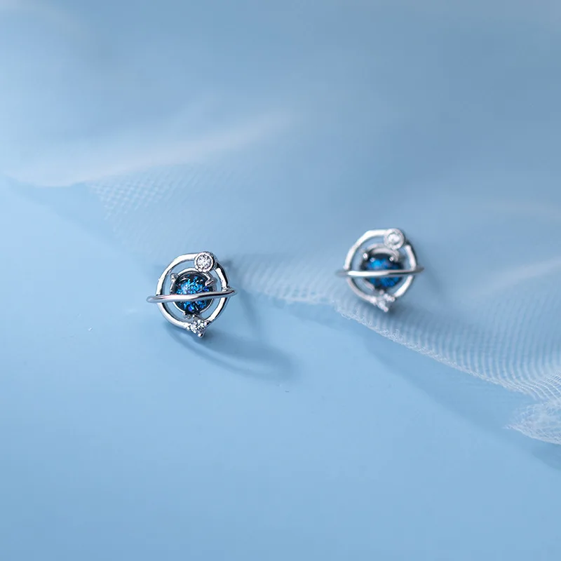 

Женские простые серьги из серебра 925 пробы