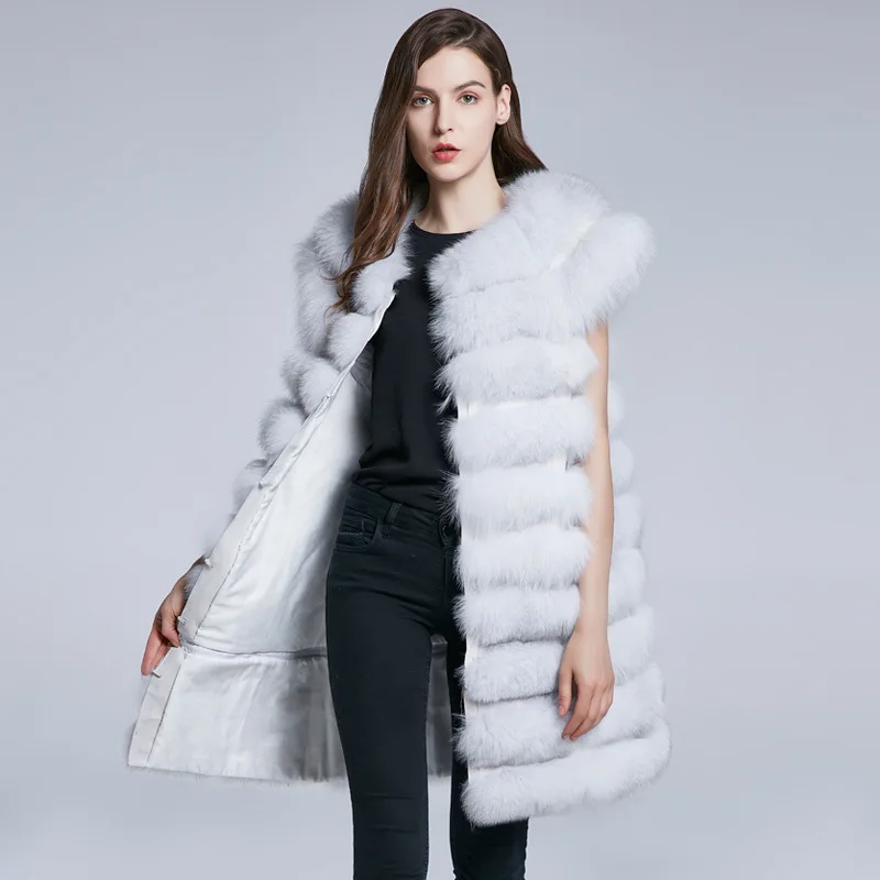 Женская жилетка с лисьим мехом