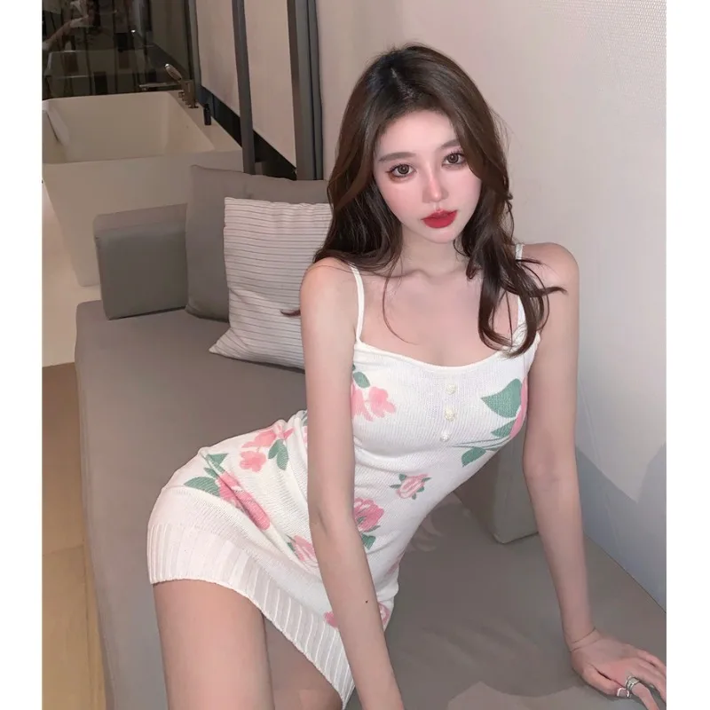 

Платье женское ТРАПЕЦИЕВИДНОЕ с V-образным вырезом, Модный трикотажный сарафан-слинг в французском ретро стиле, короткая юбка-трапеция, 2021