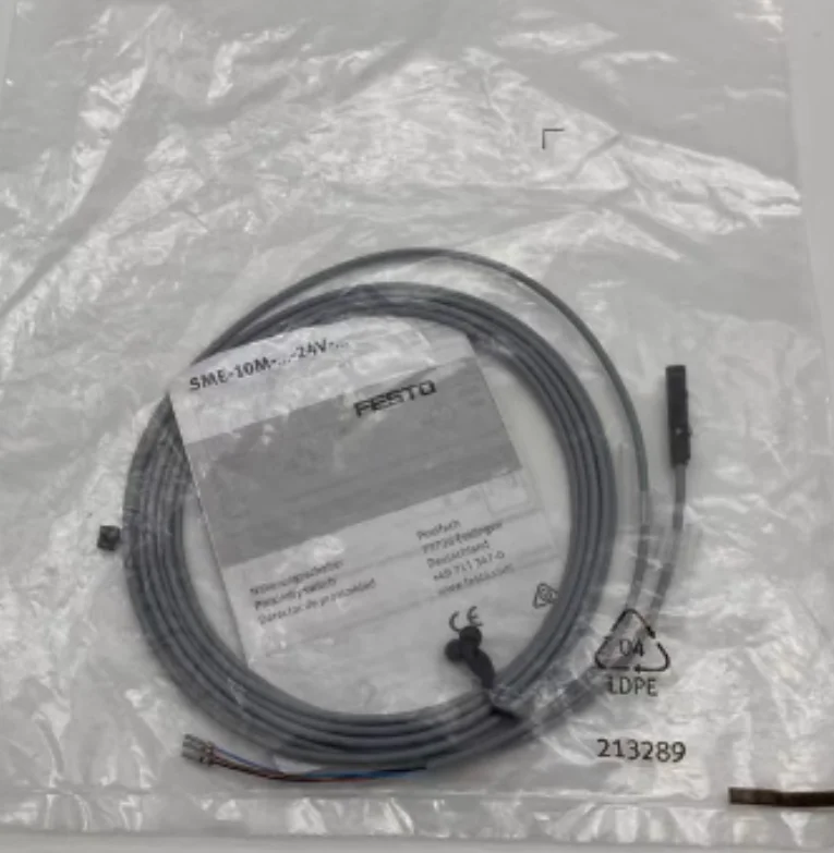 Новый оригинальный бесконтактный переключатель FESTO SME-10M-DS-24V-E-2 5-L-OE 551365