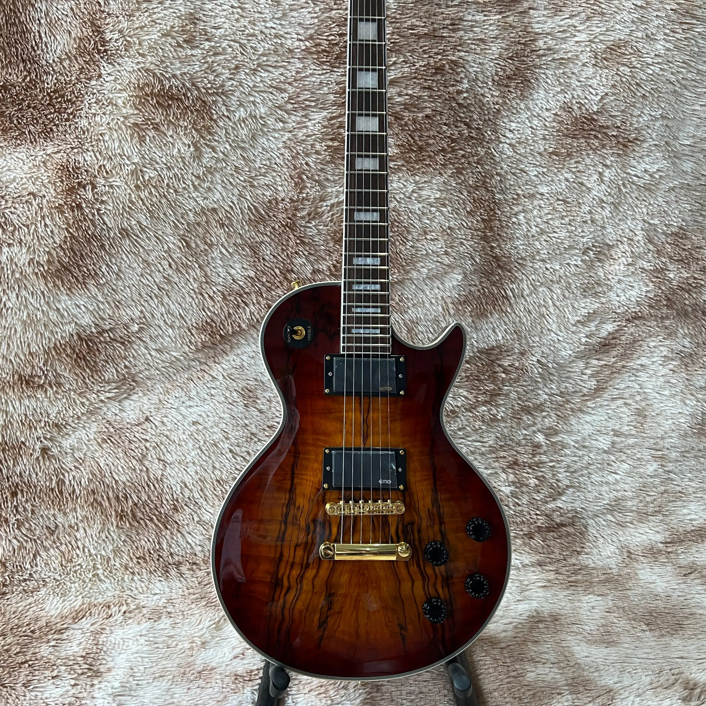 

New Custom Sunburst Electric Guitar Rosewood Fingerboard Gold Color Hardware Guitarra Eletrica High Quality Guitar