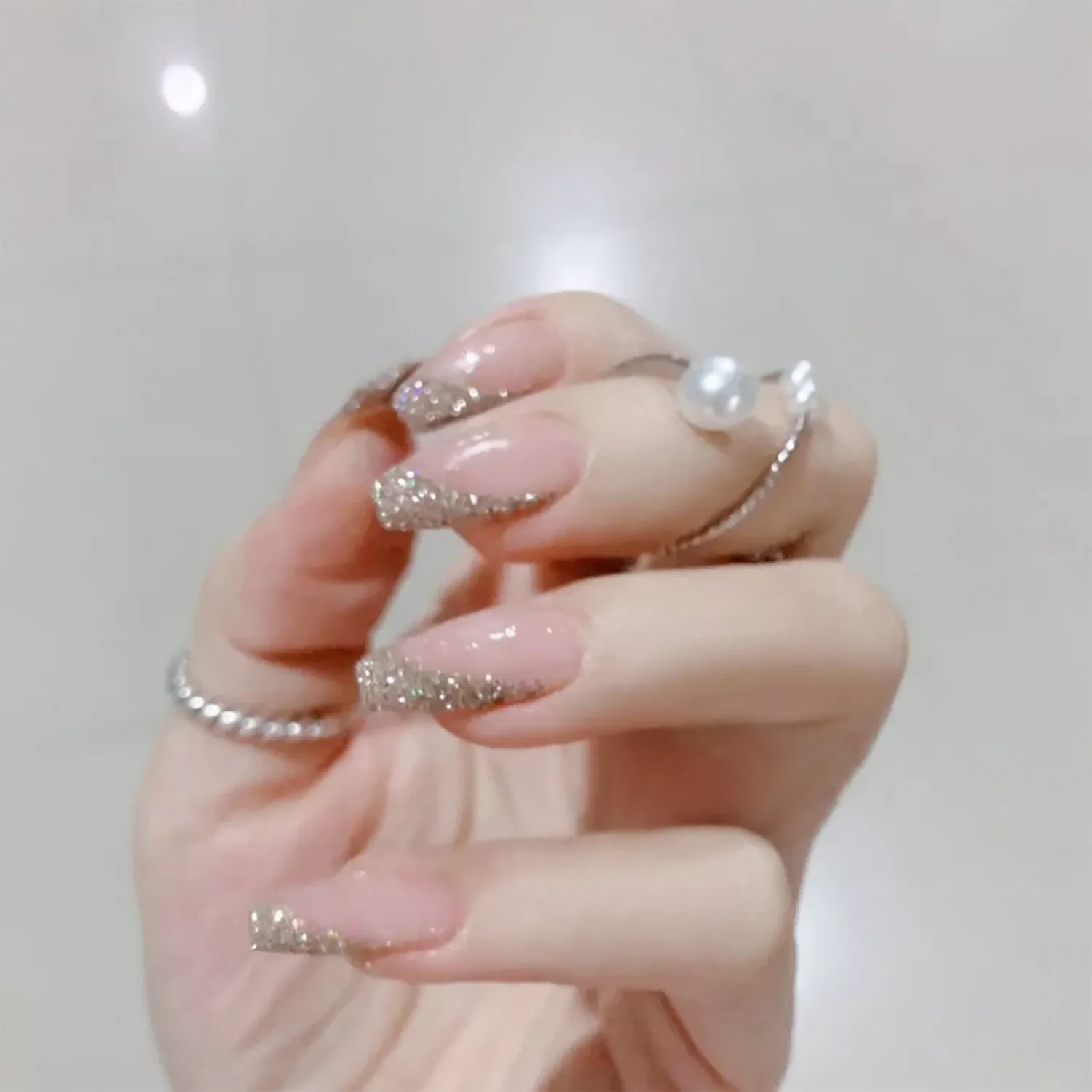 

NEW Fake Nails Coffin Glitter Nude Pink Design Artificial Ballerina Fasle Nails With Glue Full Cover Nail Tips Press On Nails