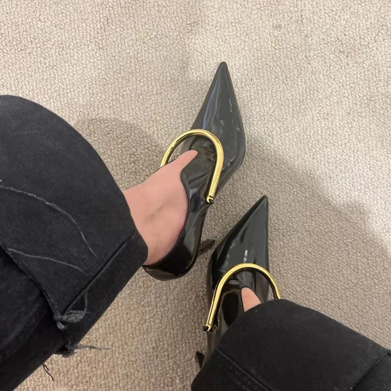 

2023 Metal Decoration Sexy Pointed Toe Ladies Shoes Thin Heels Rome Slip-on Women Shoes Party Fashion Black Shoes For Women 2023