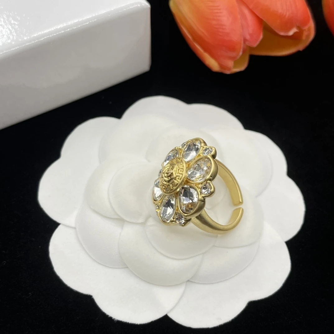 

New European and American Vintage Fashion Gold-plated Rhinestone Set Open Ring Women's Jewelry