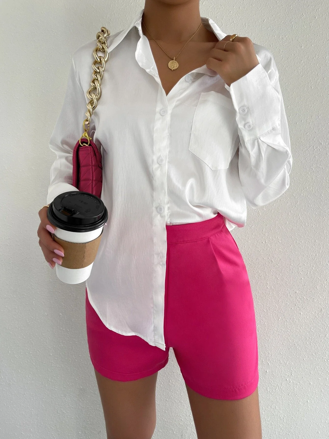 

Fold Pleated Straight Leg Shorts