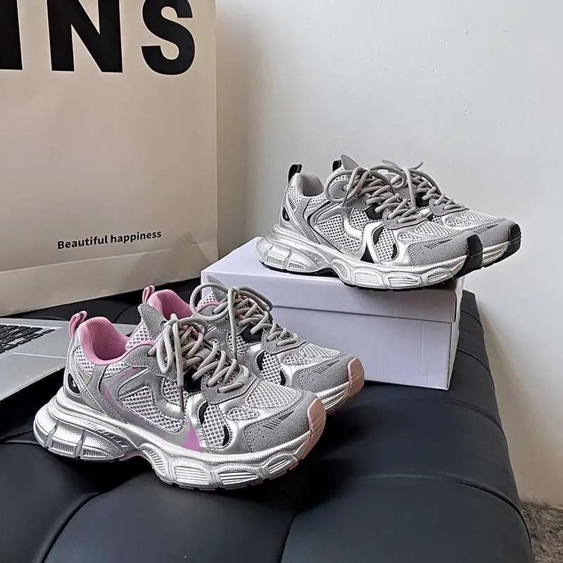 Новинка 2024 модная повседневная спортивная женская обувь сетчатая поверхность