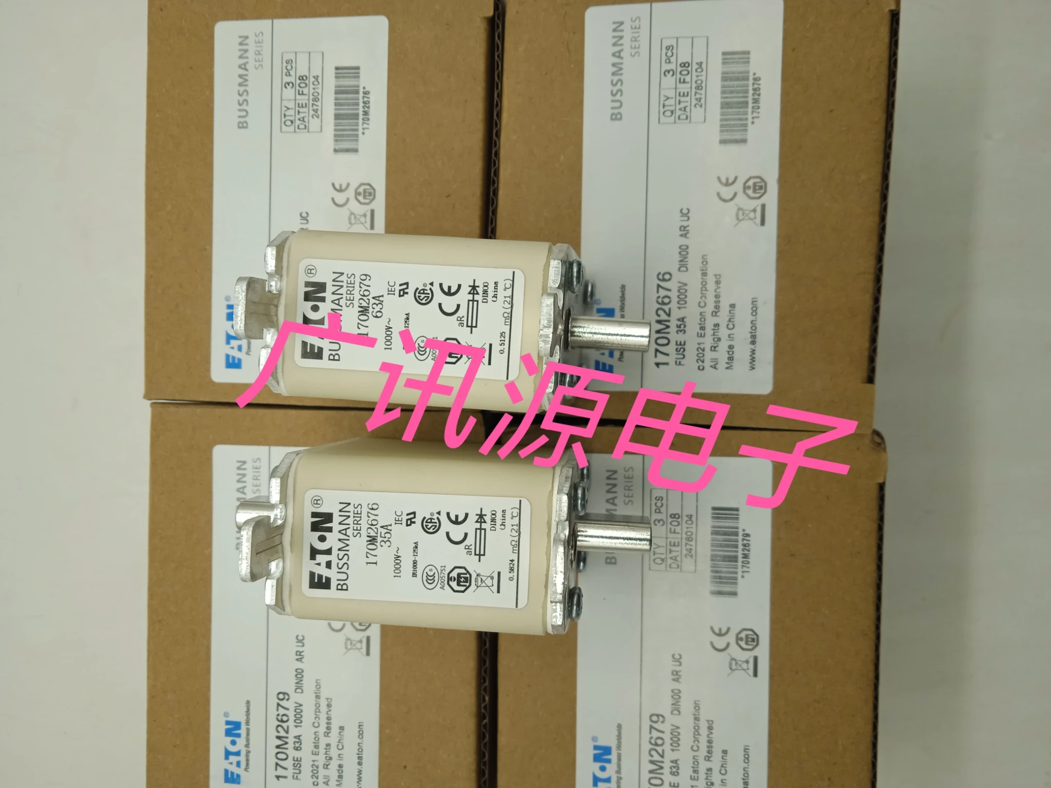 

Новый предохранитель 170M2679 170M2678 170M2677