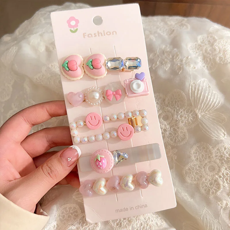 Рисунок 5 - женские акриловые заколки для волос