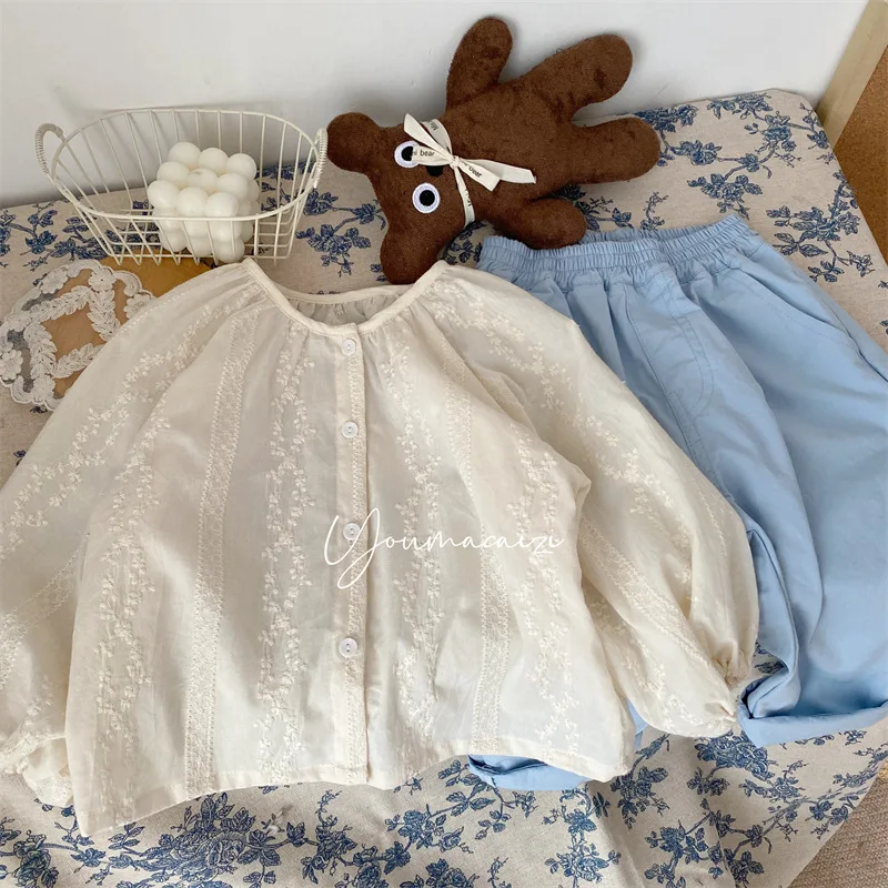 

2022 Autumn New Girls' Literary Style Full Embroidery Shirt Children's Baby Cotton Round Neck Top