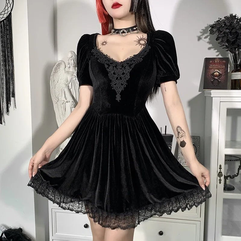 

Женское бархатное платье Goth, винтажное черное платье мини в готическом стиле, с коротким рукавом и кружевом, в стиле панк, для лета