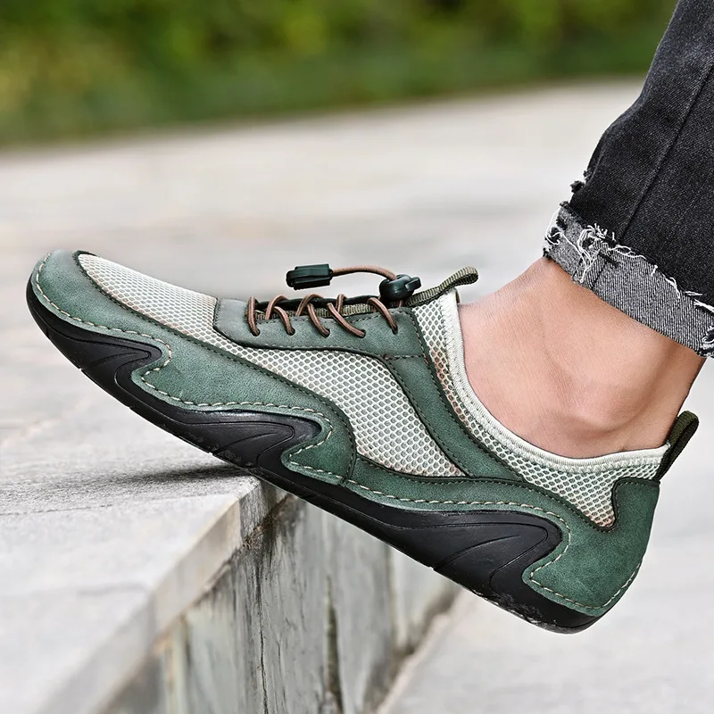 

2023 Spring, Summer, and Autumn New Large Hollow Bean Shoes for Men's Leisure Hole Shoes for Men's Hollow Leather Shoes