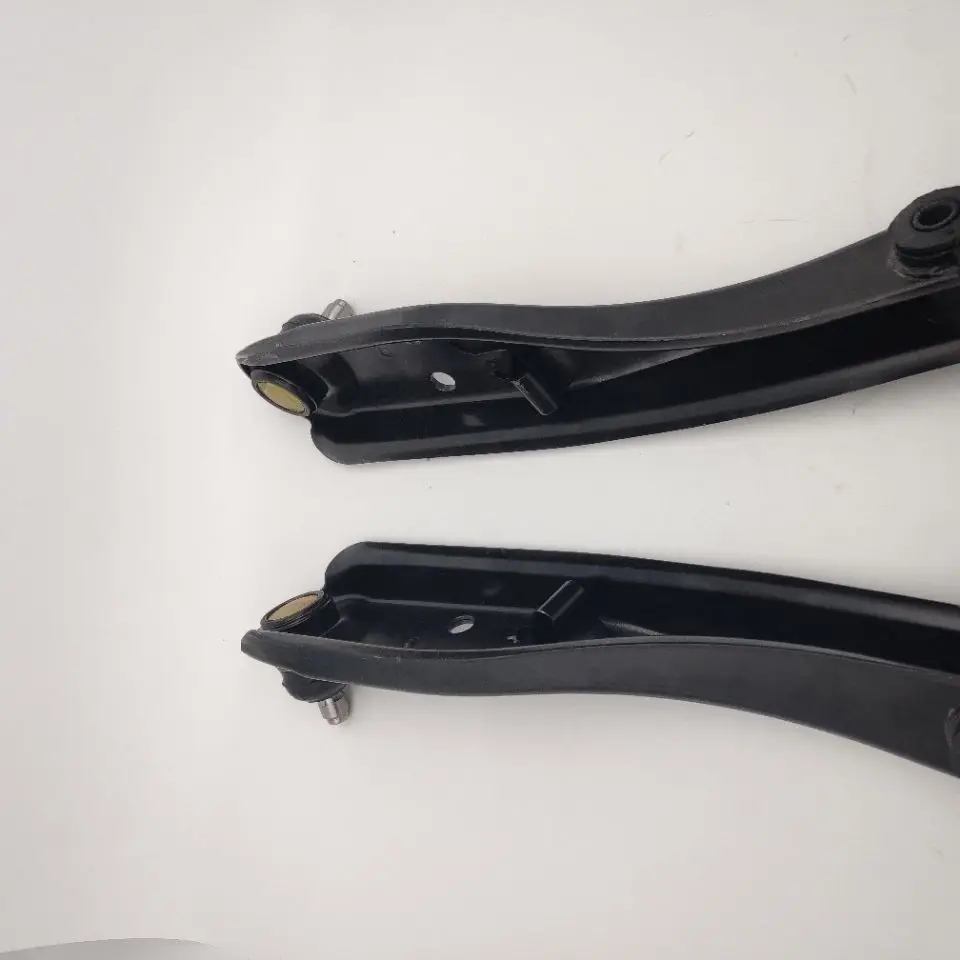 Нижний рычаг подвески автозапчастей для Faw GF900 DFSK K01 K07 Shineray X30 X30L 2904300 -B01 2904400