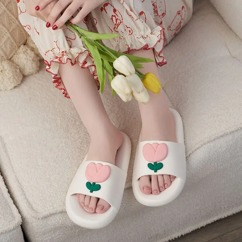 Tulip Slippers Women Men Shoes Thick Platform Women'S Home Slippers Soft Sole Cute Bow Ladies Flip Flops Zapatillas Chaussons