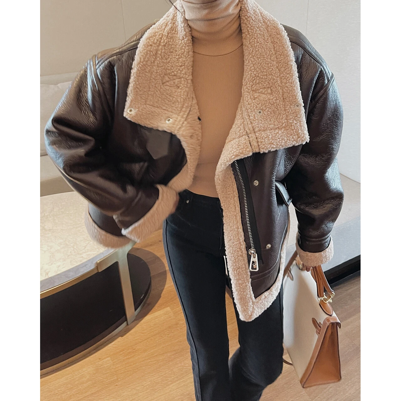 2022 Women Woolen Faux Fur Pu Leather Teddy Jackets Blazers Trench Coats Y2k Clothes Parkas Heavy Down Winter Za Oem Stylish New enlarge