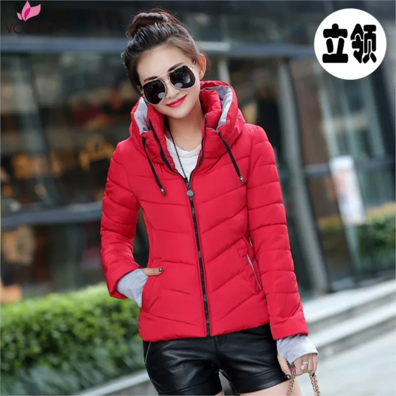 Пуховик женский из хлопка с коротким воротником зимний