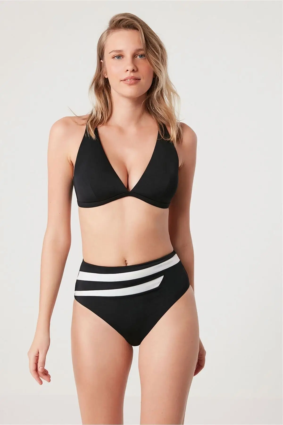 Женское бикини Selin Triangle Black