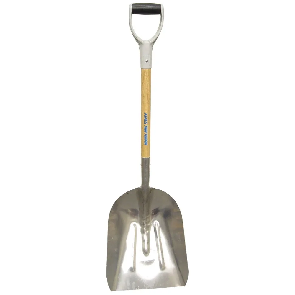 

True Temper 44.63" Aluminum Transfer Scoop with D-Grip and Wood Handle