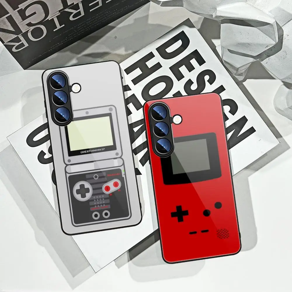 Фото Противоударный чехол-рамка HYBXAXC с 3D-дизайном Game Boy для Samsung Galaxy Z Flip 6/7 (Flip7/Flip6) – забавный игровой дизайн №1