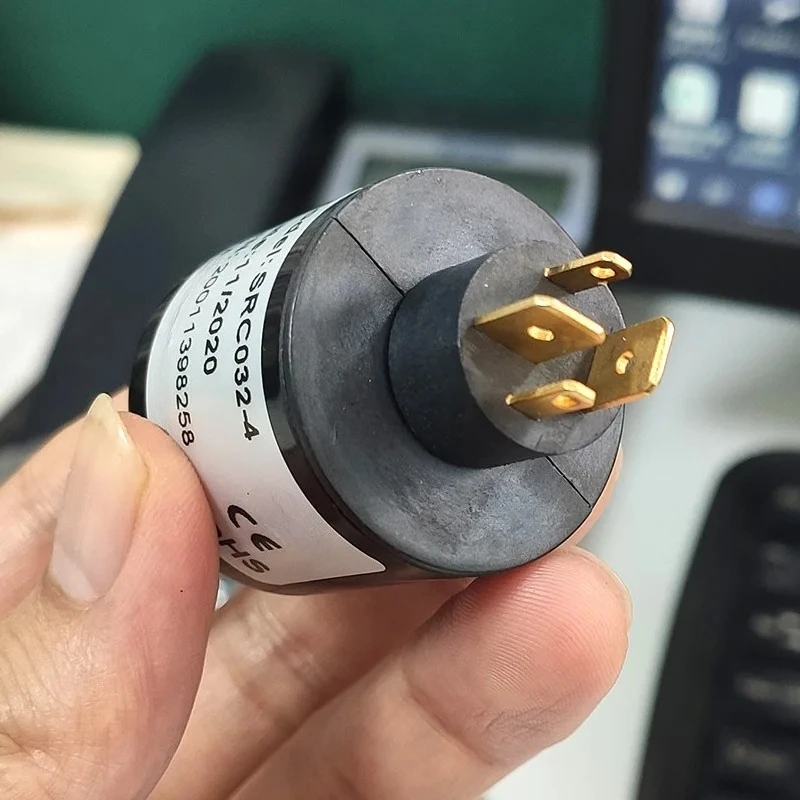 Токосъемное кольцо SRC032-234, 14А, с контактным соединением, поворотный электрический разъем для 360-градусного вращения °   Вращение (art.: 3920dafa3fd8d) - 3920dafa3fd8d