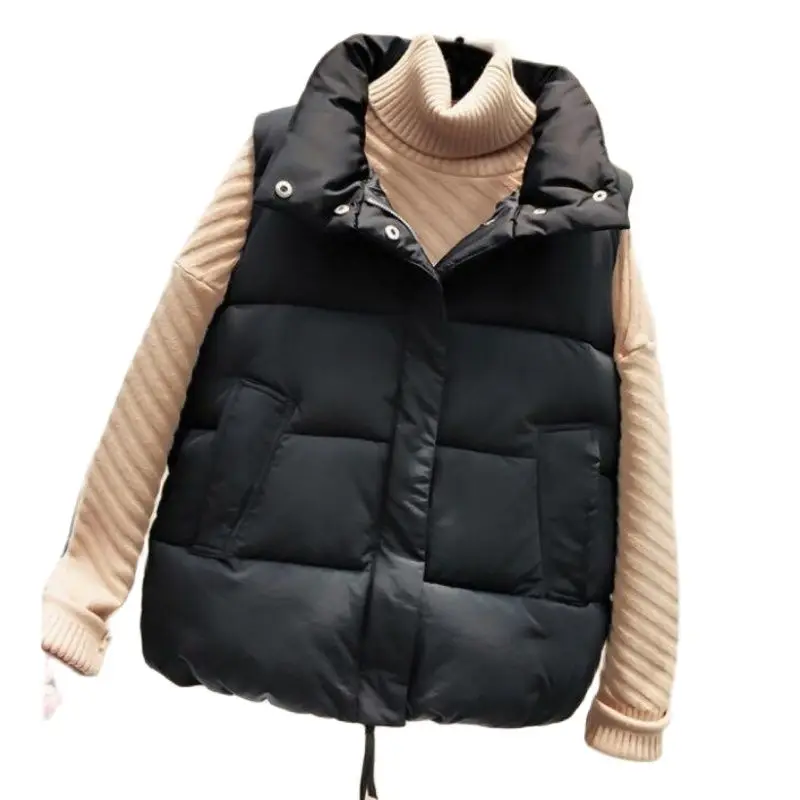 

Женская осенне-зимняя однотонная куртка без рукавов