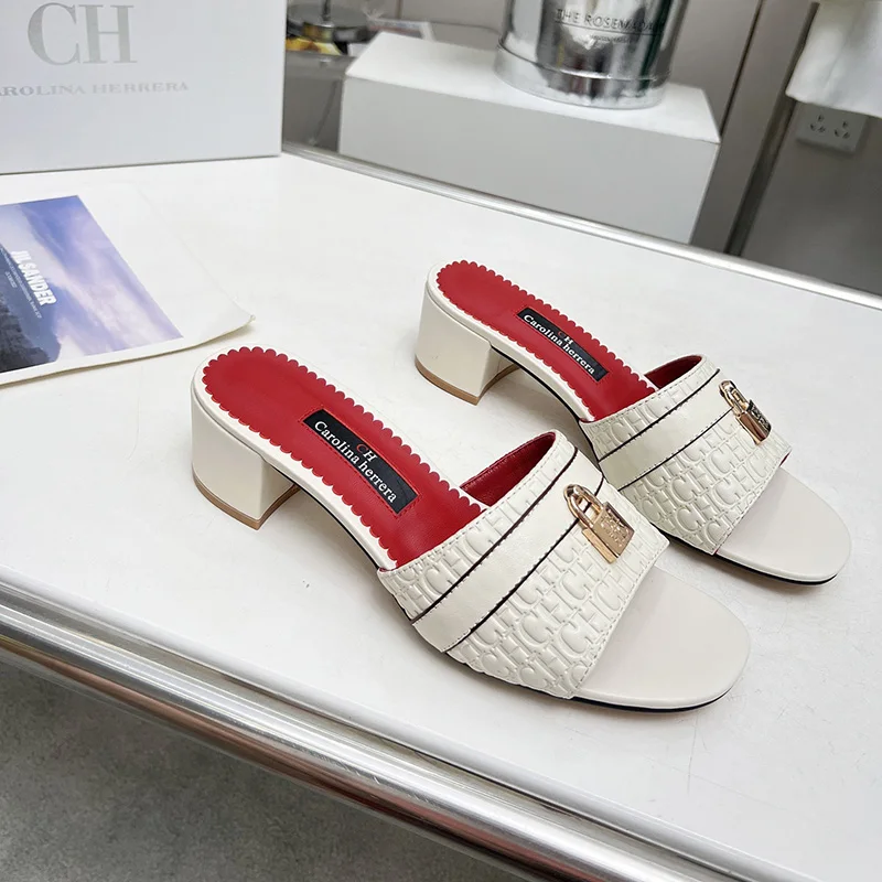 CH носимые женские нишевые офисные тапочки пляжные простые на плоской подошве