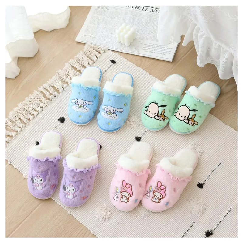 

Плюшевые мягкие тапочки Sanrioed с героями мультфильмов аниме Cinnamoroll Kuromi My Melody понравичо кавайные теплые тапочки для дома на осень и зиму