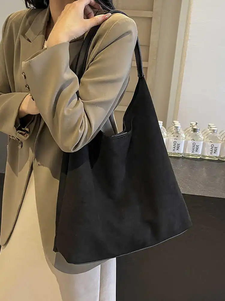 Новая трендовая женская сумка большой емкости Сумки для пригорода 2024 с одной