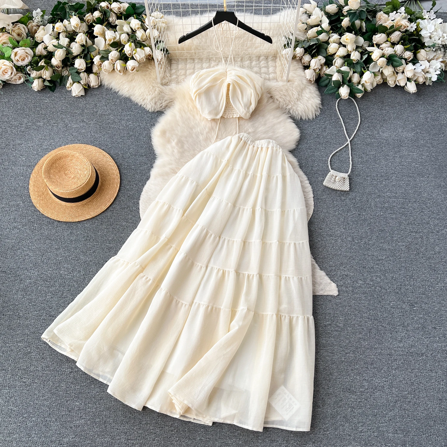 

Женский костюм из двух предметов Clothland, пикантный укороченный топ с лямкой на шее и юбка, эластичная короткая блузка с открытой спиной, длинный костюм, TA161