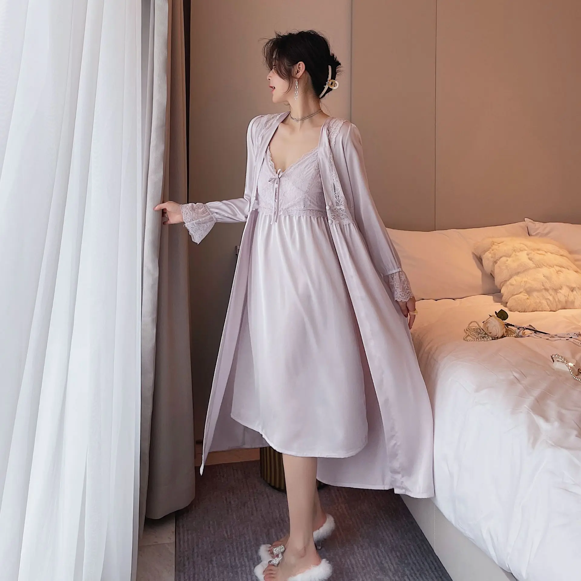 

Silk Pajamas Lounge Wear Set for Women's Autumn Newest Long-sleeved Robes with Nightgown Two-piece Set Silk Pijamas Women