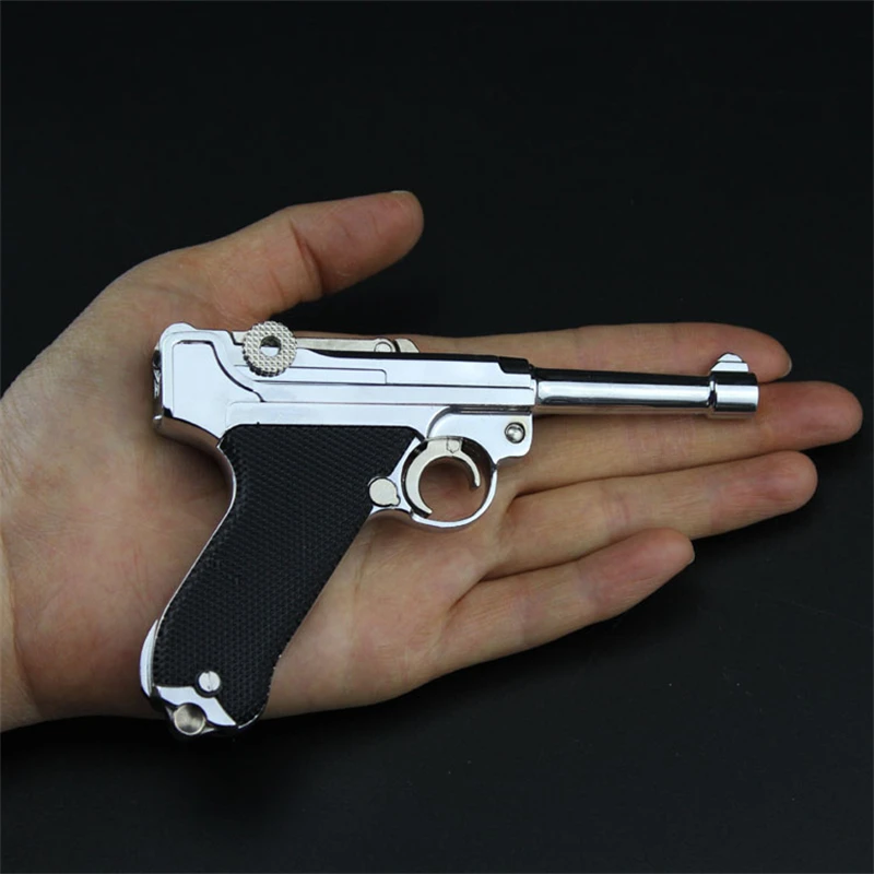 

Metal Alloy Boy's Favorite Birthday Gift New 1:2.05 MGC LUGER P-08 Ruger Pistol Gun Miniature Model Keychain Full