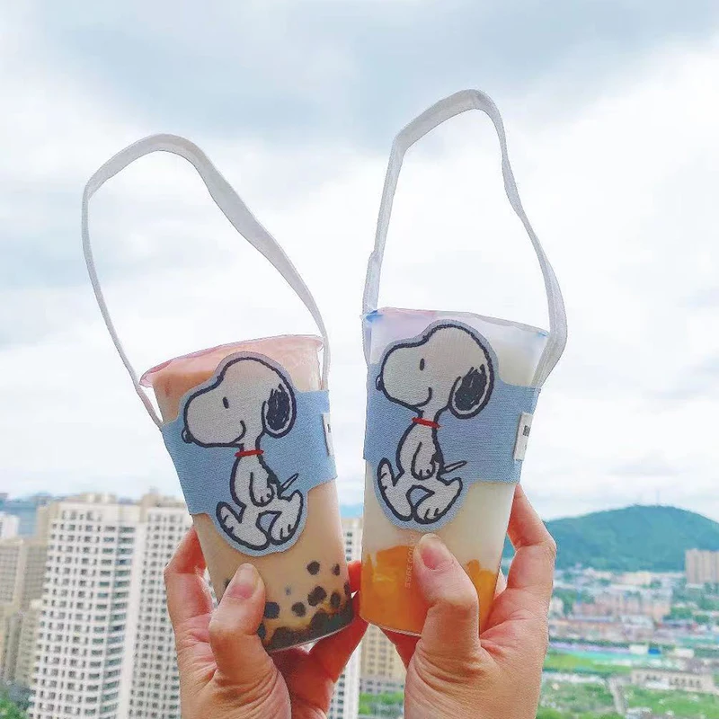 

Высококачественный мультяшный мешок для чашки Snoopy 15*10 см, набор для молока и чая, студенческий портативный протектор для бутылки для воды, к...