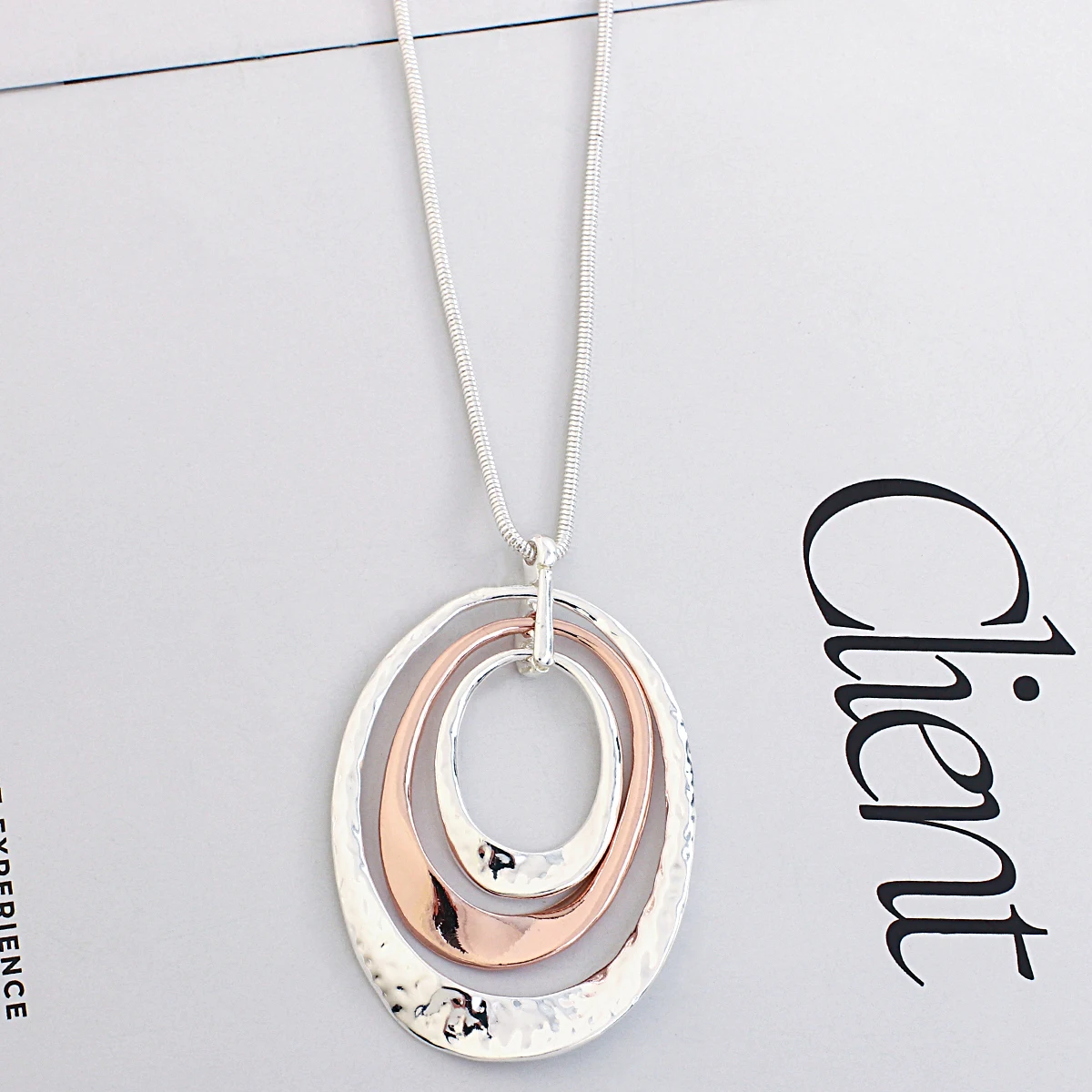 

Женское винтажное ожерелье в виде змеи, серебристого цвета