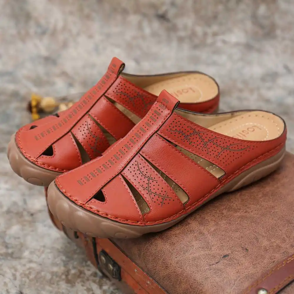 

2022 New Women Slippers Hollow Out Round Toe Sandals Comfortable Leather Stitching Backless Slippers Beach Shoes Outdoor Slipper