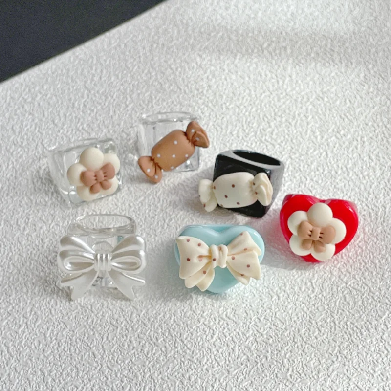 

New Fashion Geometric Square Bow Tie Acrylic Resin Rings for Women Lovely Flower Candy Transparent Ring Party Gift