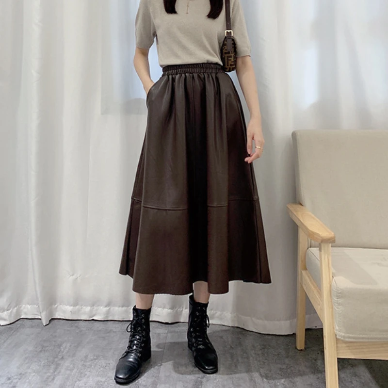 Юбка трапециевидная кофейная из экокожи с эластичным поясом и карманами |