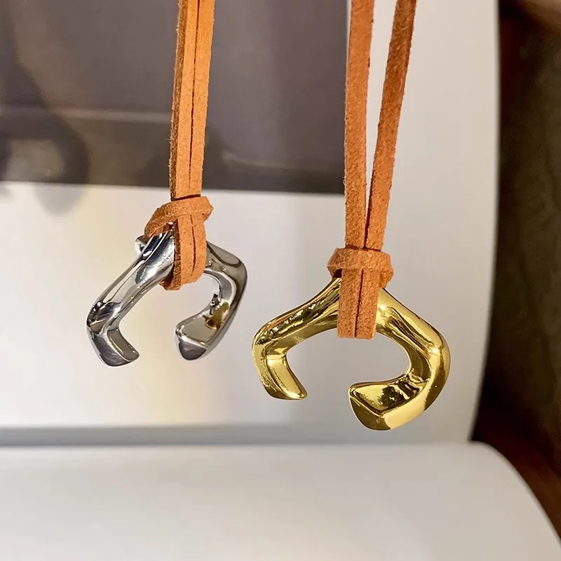 Металлическое ожерелье в форме подковы для женщин и девушек