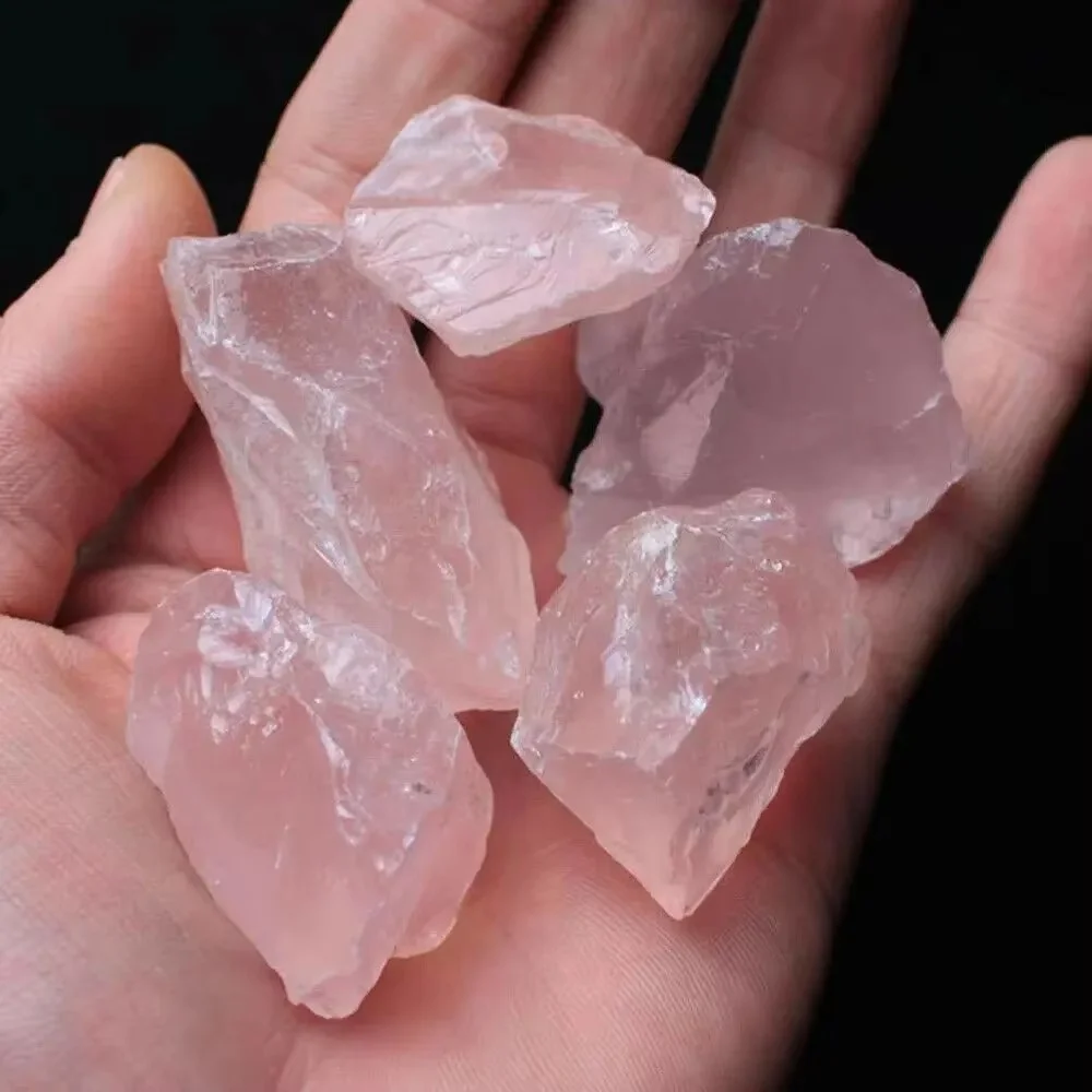 Розовый кварц необработанный