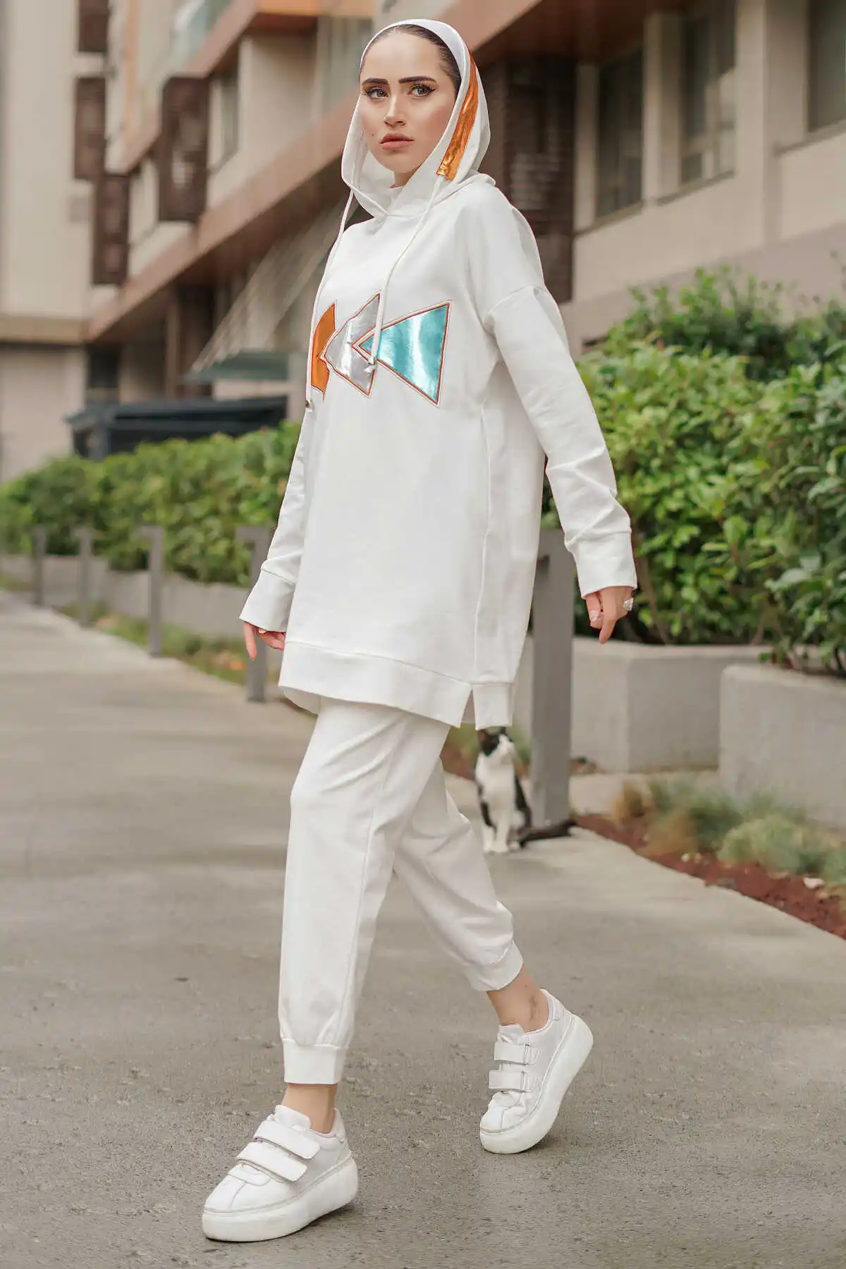 

2022 New Fashion Hooded Hijab Double Suit Tracksuit Set Women Youth Fashion Casual Version Ladies Abaya Stylish Quality Designer