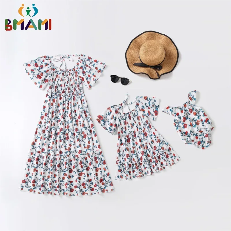 

2023 New Mother Daughter Matching Dresses Small Flower Print White Dress Outfit Family Mommy and Girls Matching Summer Dress