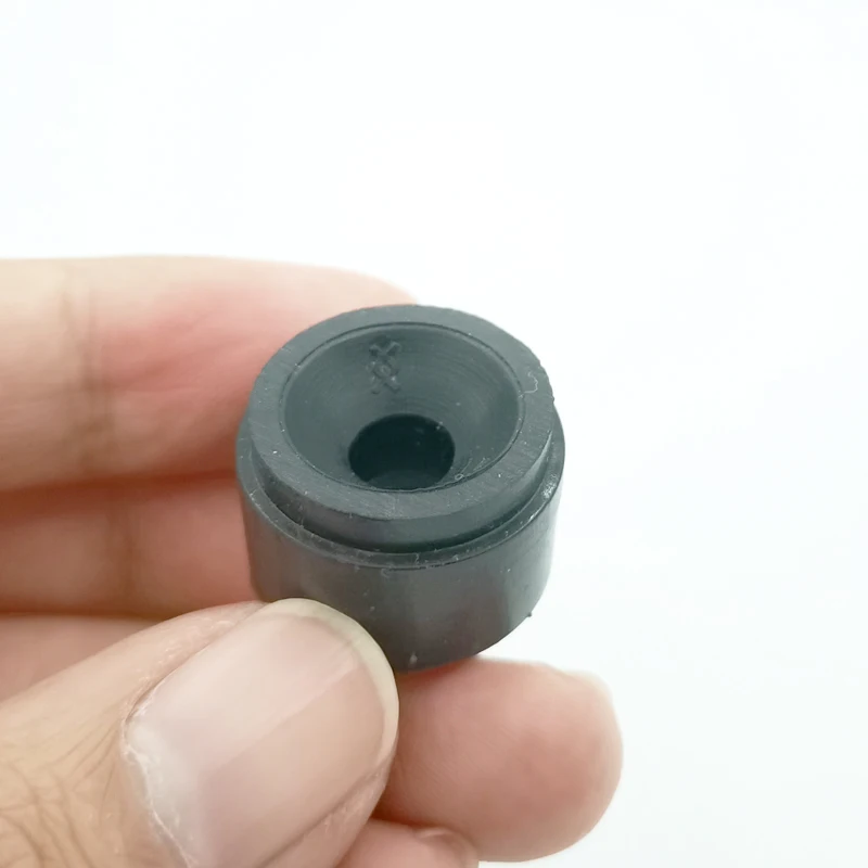 

Защитная крышка двигателя, резиновая втулка для Ford Focus C-Max 2004 - S-Max 2006, защитная крышка под резиновой пластиной