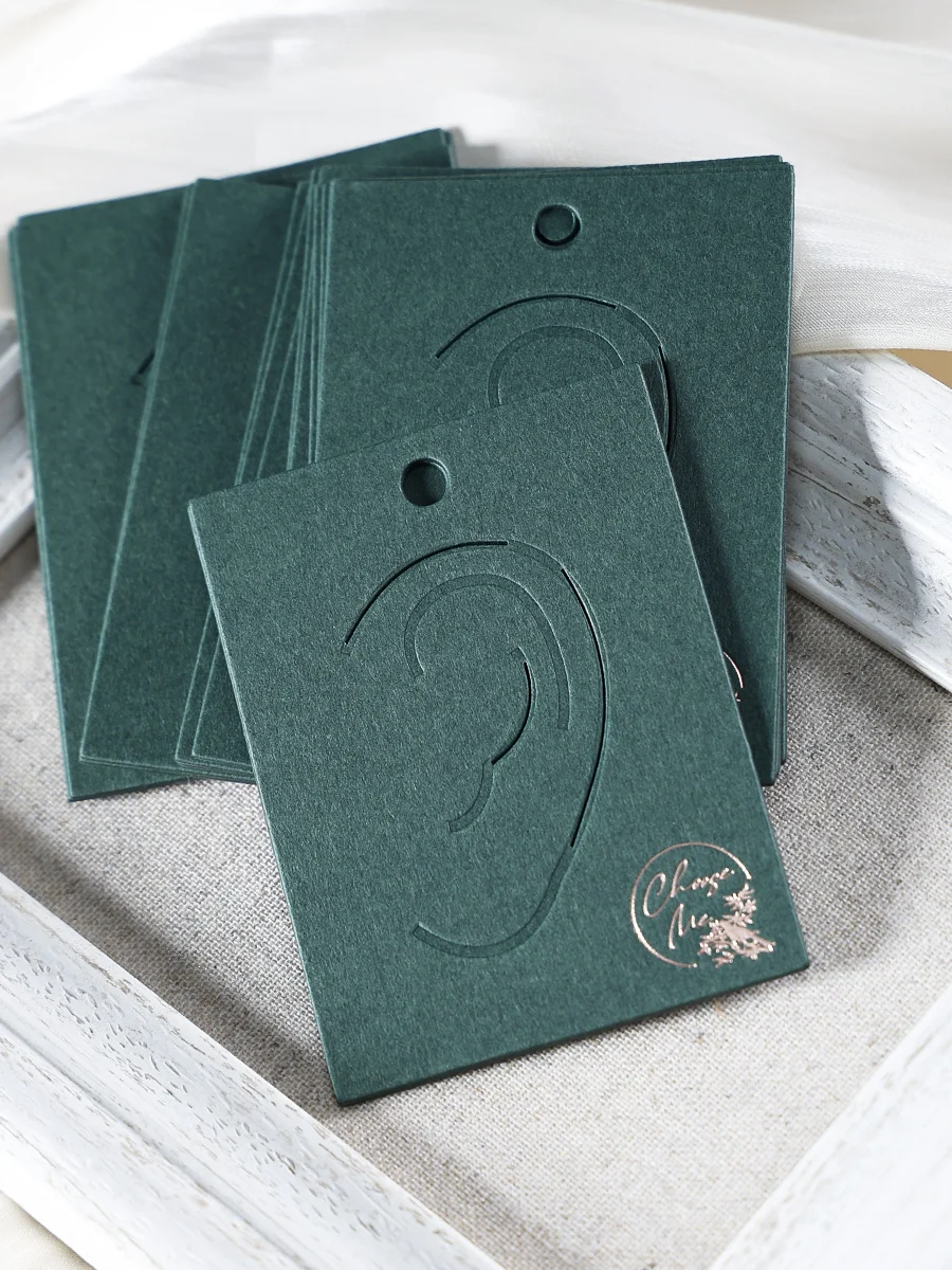Новинка Лидер продаж темно-зеленые картонные золотые серьги-Клипсы из фольги