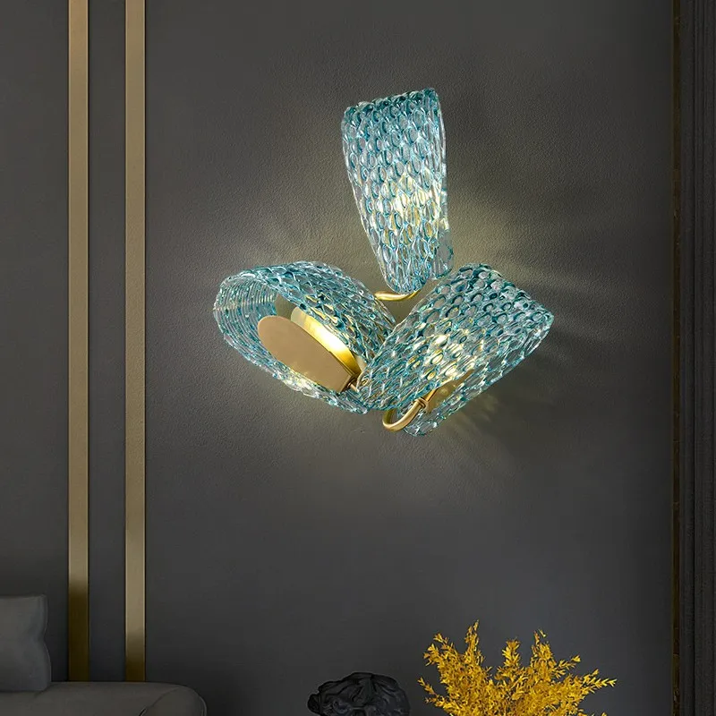 

Роскошный простой медный креативный настенный светильник для гостиной, лампа для кабинета, лестницы, синего стекла, постмодерн, для спальни...