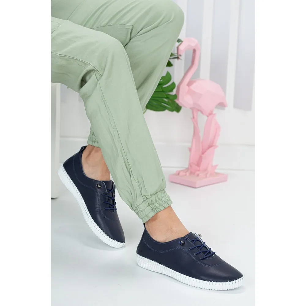 

Dorlie Leather Orthopedic Black Women 'S Casual Shoes