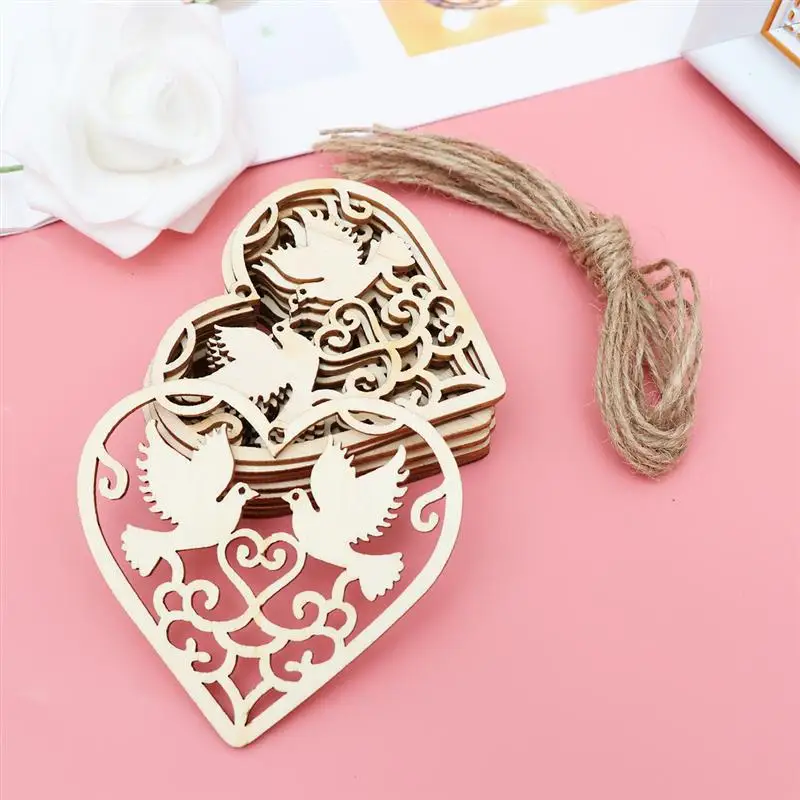 

10PCS Wooden Hollowed Heart Shape Hanging Pendants Wood Crafts For Home Party Tree Wedding Party DIY Decoration