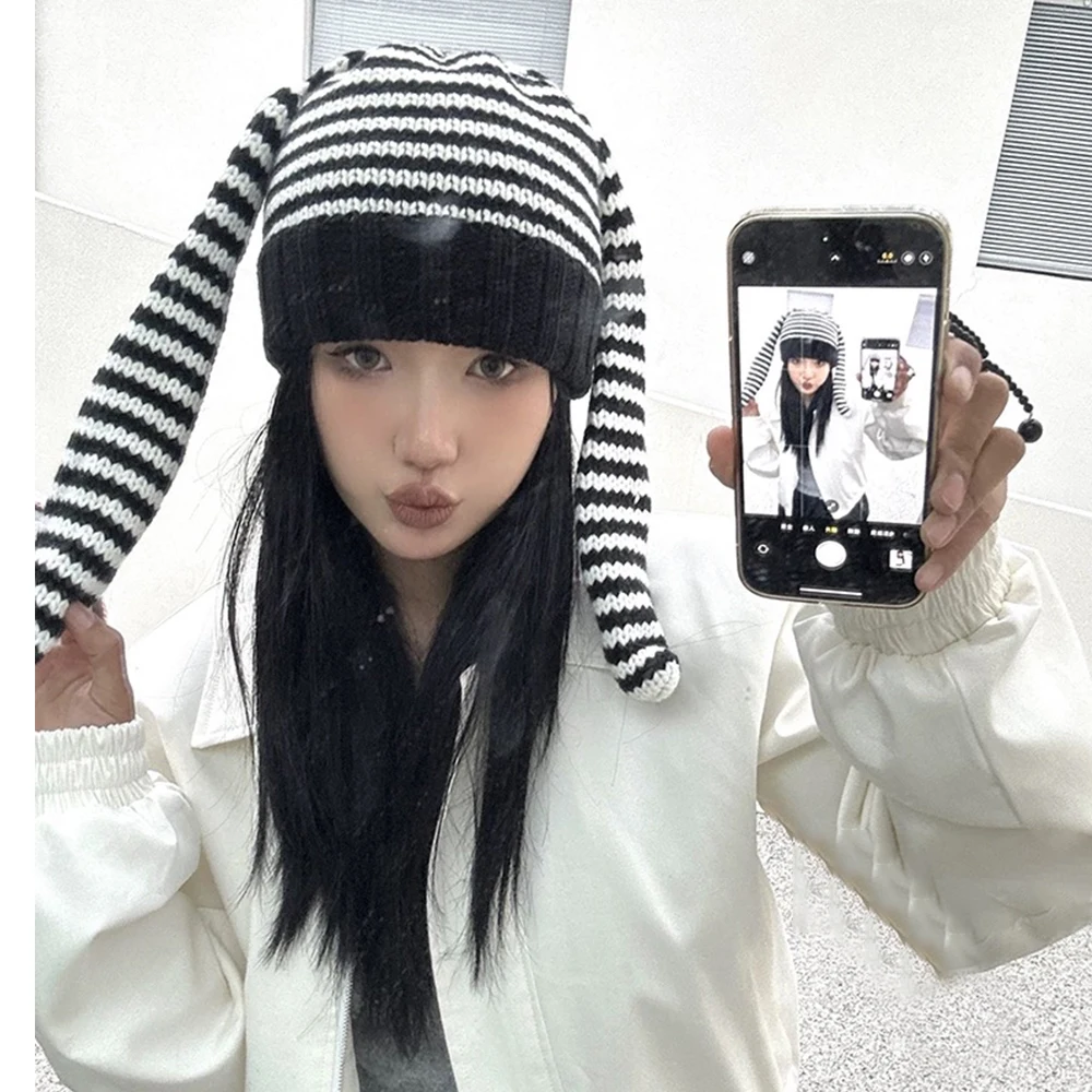 Шапка-бини с заячьими ушками