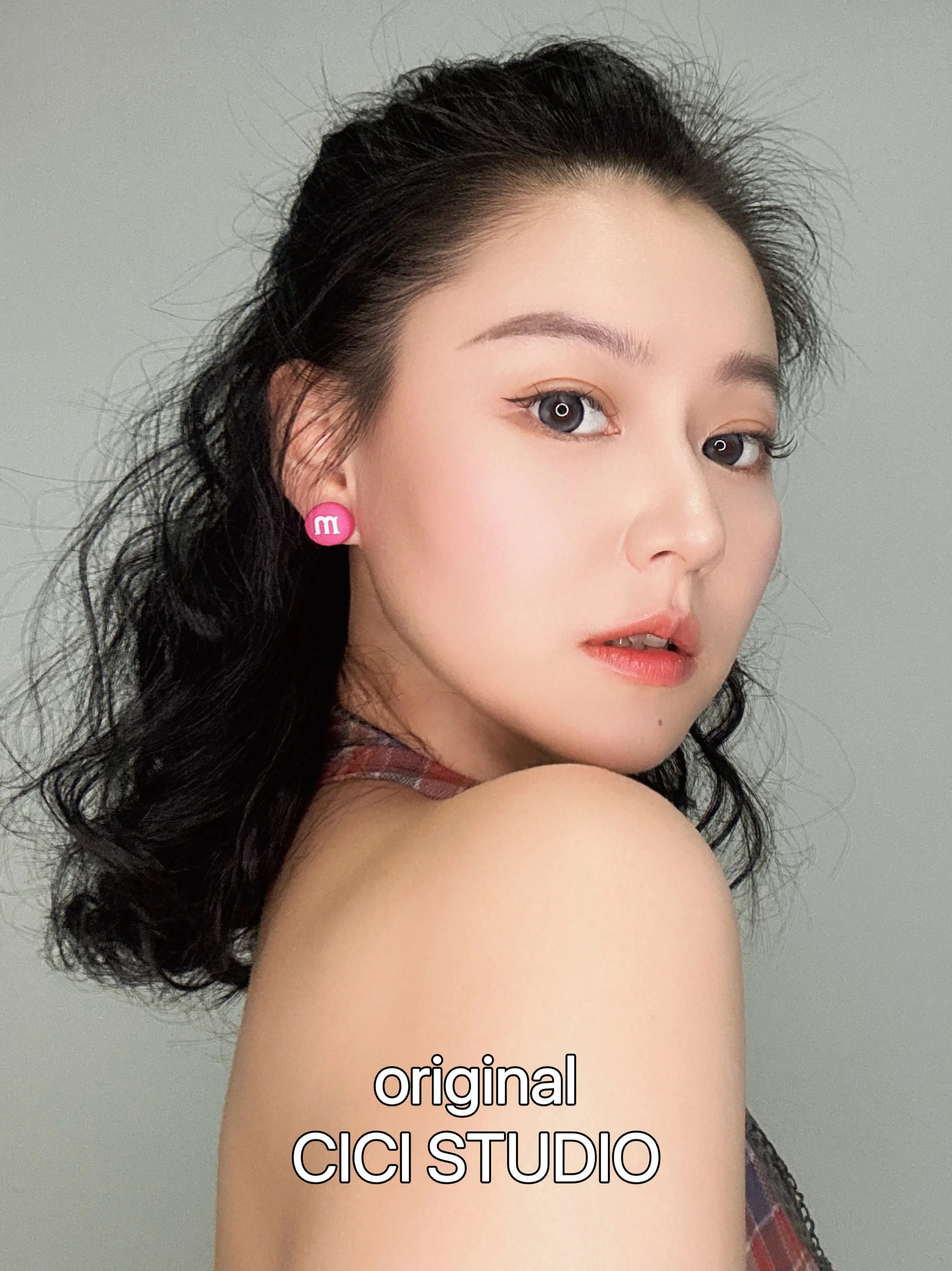 Cici Fun Dopamine Girl M Bean Candy Stud Earrings Strange Cute Ear Clip Women