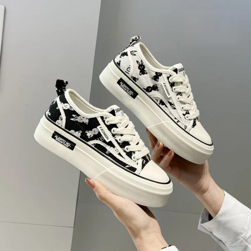 

Rubber Canvas Shoes Lace-up Low Top (Upper Height Less than 10cm)