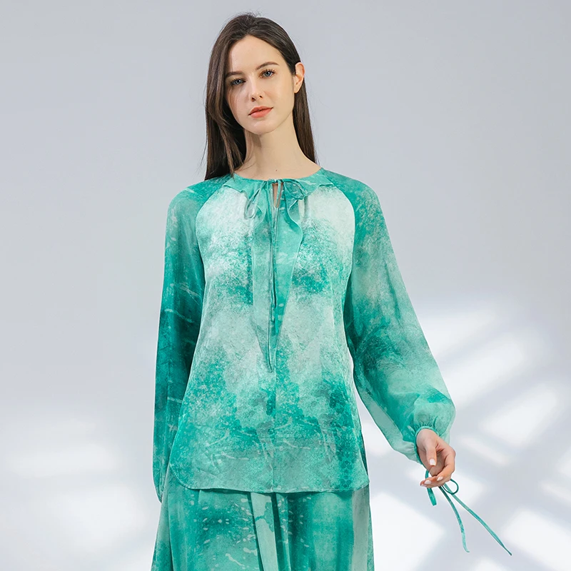 22 Momme Jacquard Silk Stitching Sand Cool Silk Lantern Long-sleeved Woman Tshirts Arc Hem Loose Emerald Green T-shirt BY221